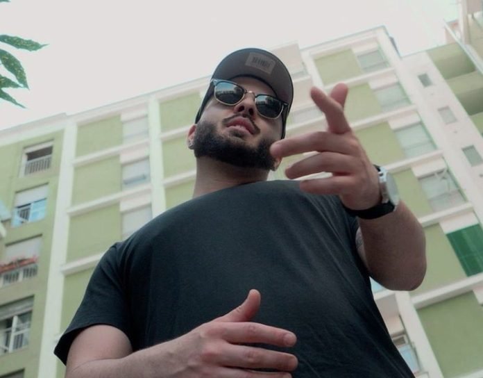 bizzy-classico-0220-coverpage