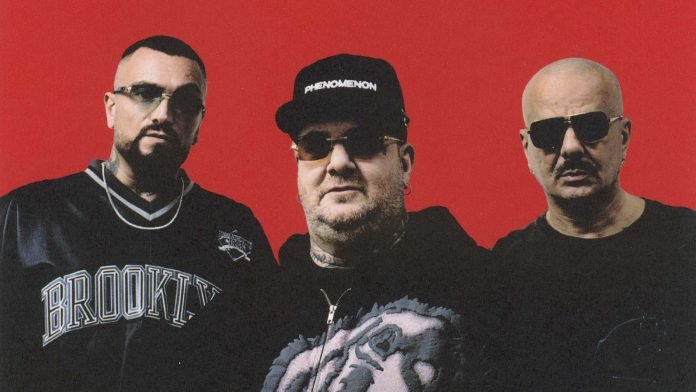 CLUB DOGO